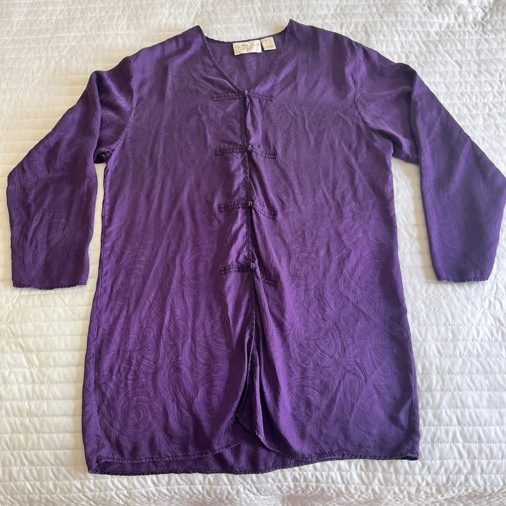 Victorias Secret Vintage Gold Label Purple Silk Paisley Frog Knot Tunic Top S